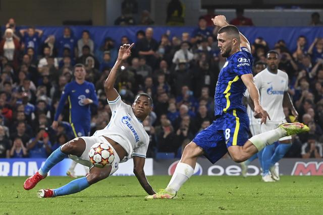 布克30分太阳灭黄蜂回西部前十 爵士险胜篮网