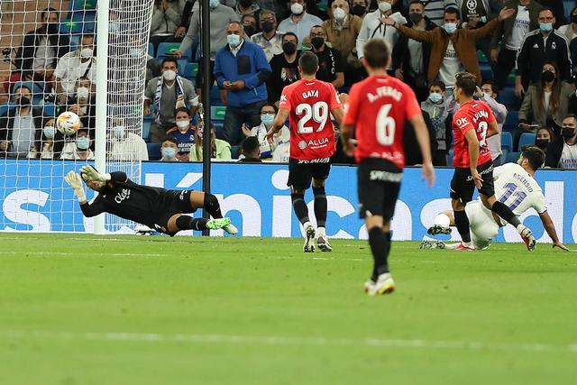 曼晚用FM模拟曼城冬窗操作：引进博尼法斯